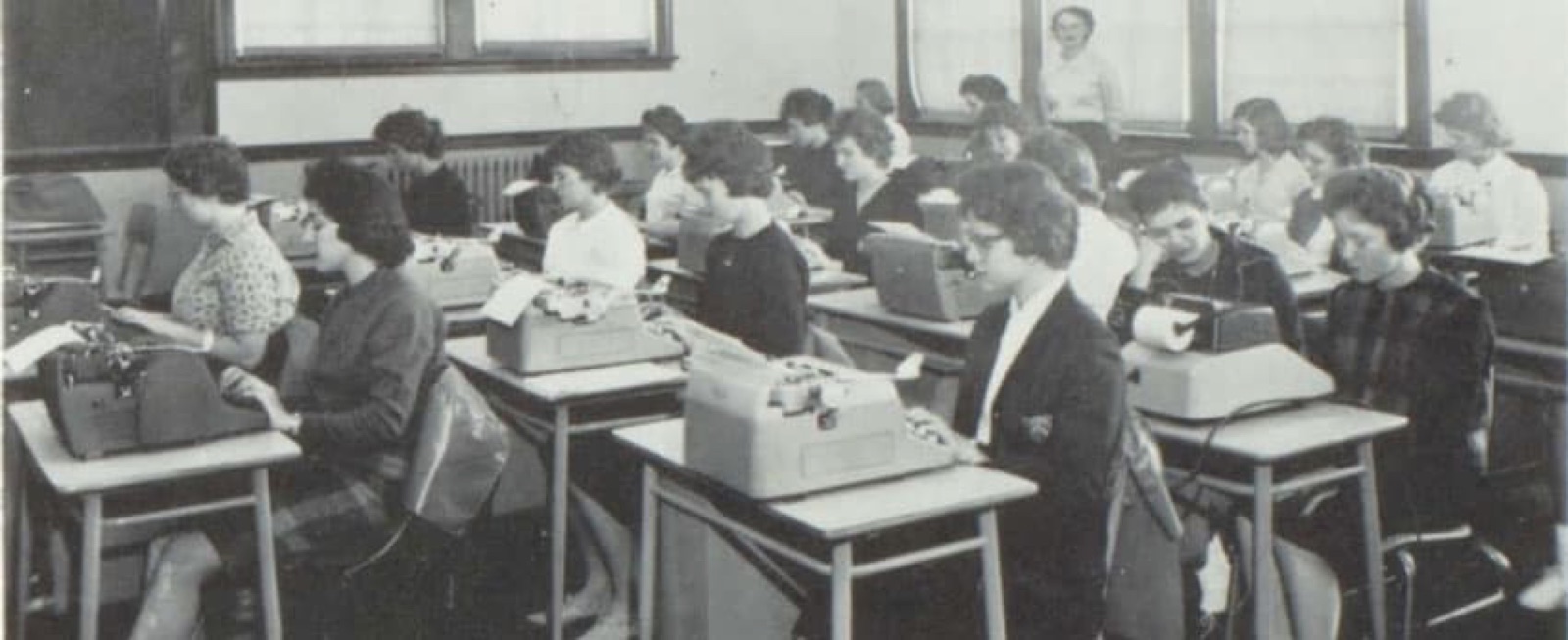 Maroa-Forsyth students working at typewriters in typing class in 1961