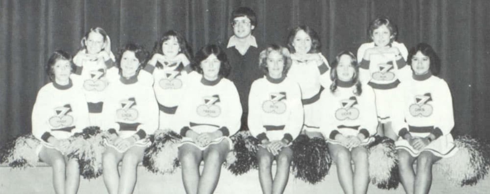 MFHS Pom-pons posed in uniform in 1981